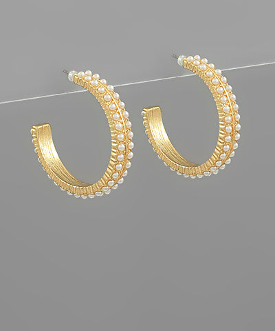 2 STUDDED PEARL & METAL HOOPS